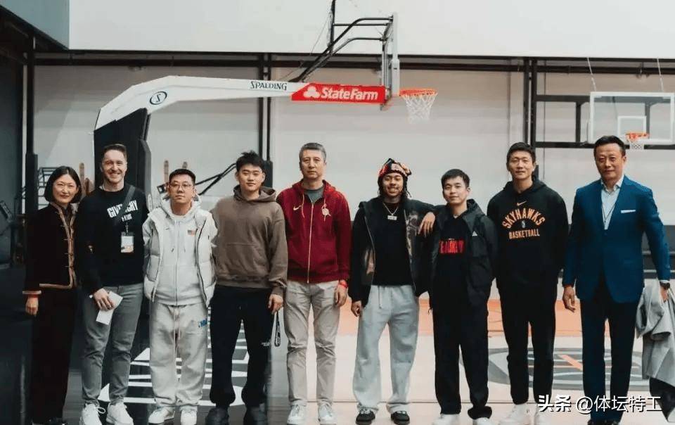 开云登陆入口-里程碑夜深圳男篮主帅复盘，NBA常规赛关键时刻刷纪录，目标明确，资深球员宣示担当