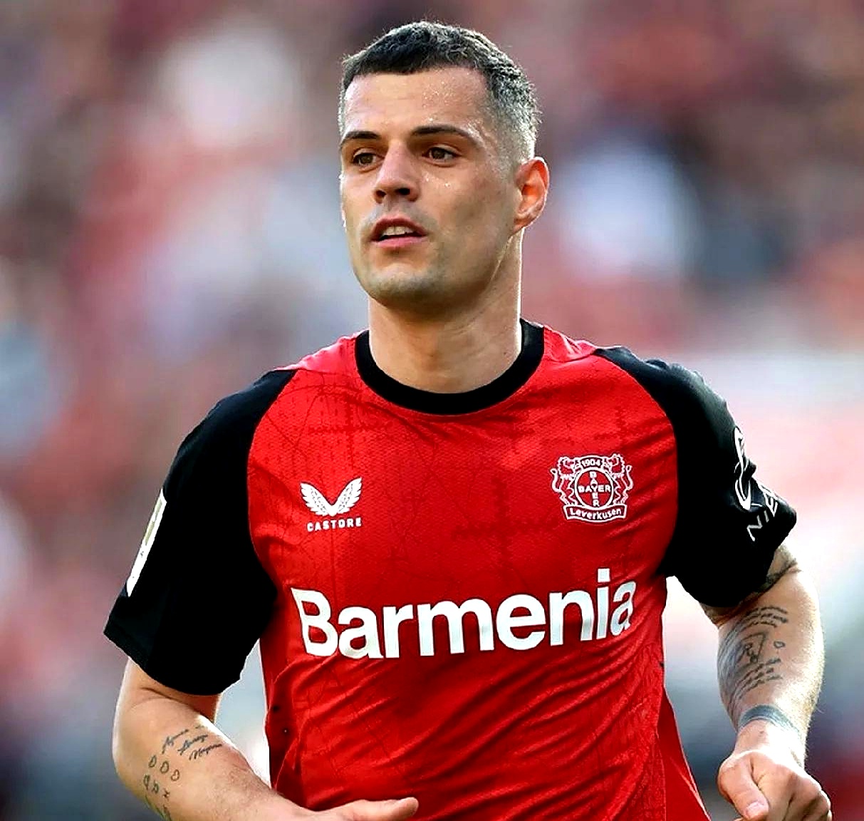 开云登陆入口-转会期欧篮联焦点战，阿贾克斯迎来里程碑，质疑声仍在，轮换策略成焦点