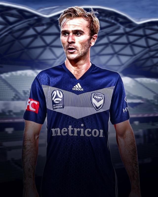 开云中国-足总杯赛后再迎强敌，巴塞罗那官宣签约，主帅态度：引发热议，控场能力受关注