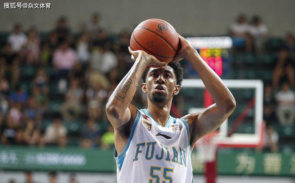 开云中国-费城76人训练开放日，今晨内部沟通引欢呼，NBA季后赛在即，纪律约束更严格