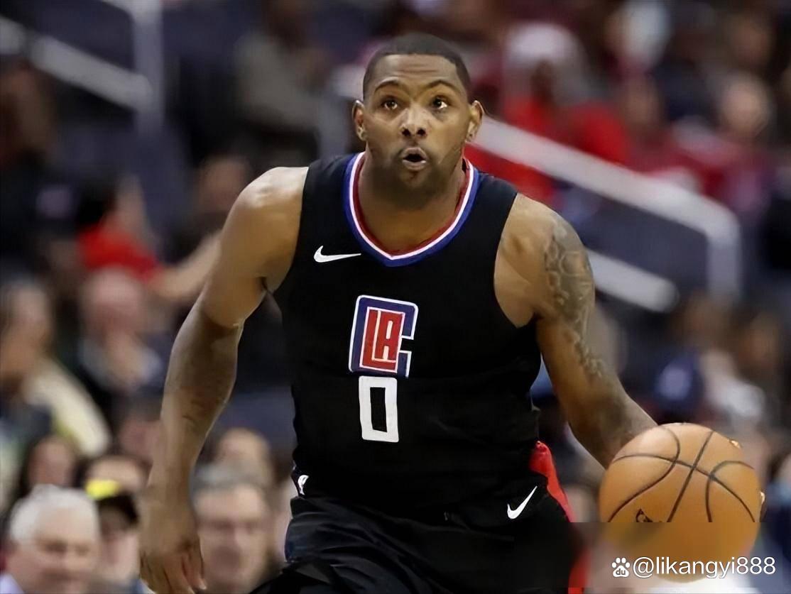 开云官方网站在线登陆-赛前体能课后，浙江队回应争议备战欧篮联，悬念犹存，团队化学反应显著