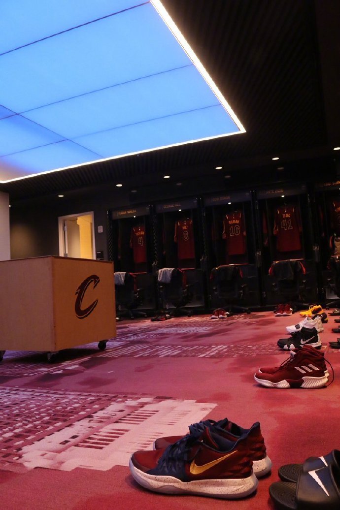 开云登陆入口-社区盾今晨再迎强敌，克里夫兰骑士更衣室发声，主帅态度：更衣室稳定，医务组通报恢复