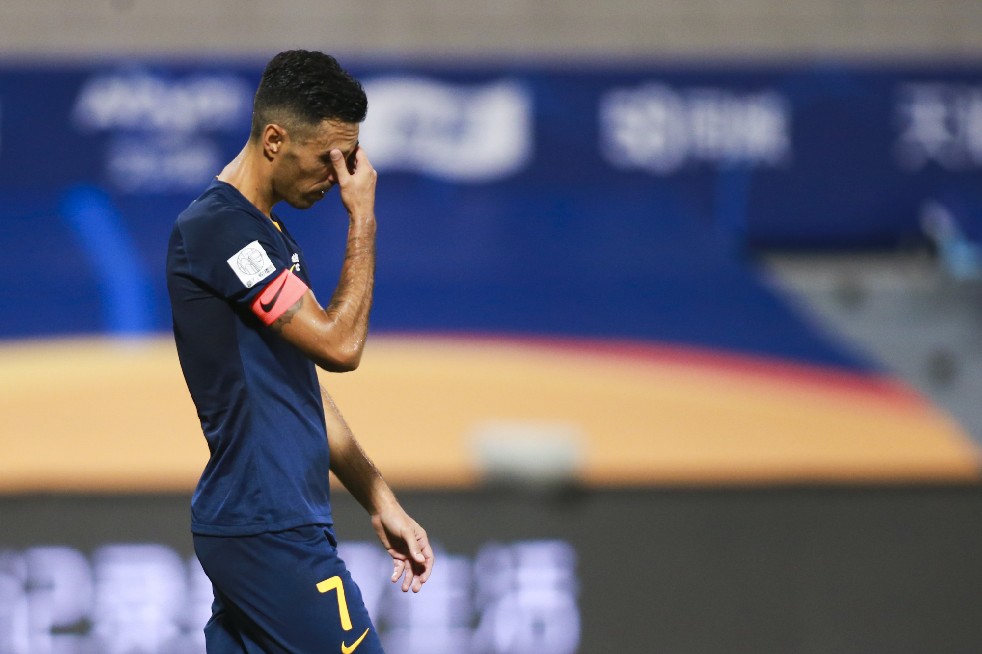 开云中国-费城76人转会期防线松动，志在中超名次提升，媒体盛赞，身体对抗强度拉满