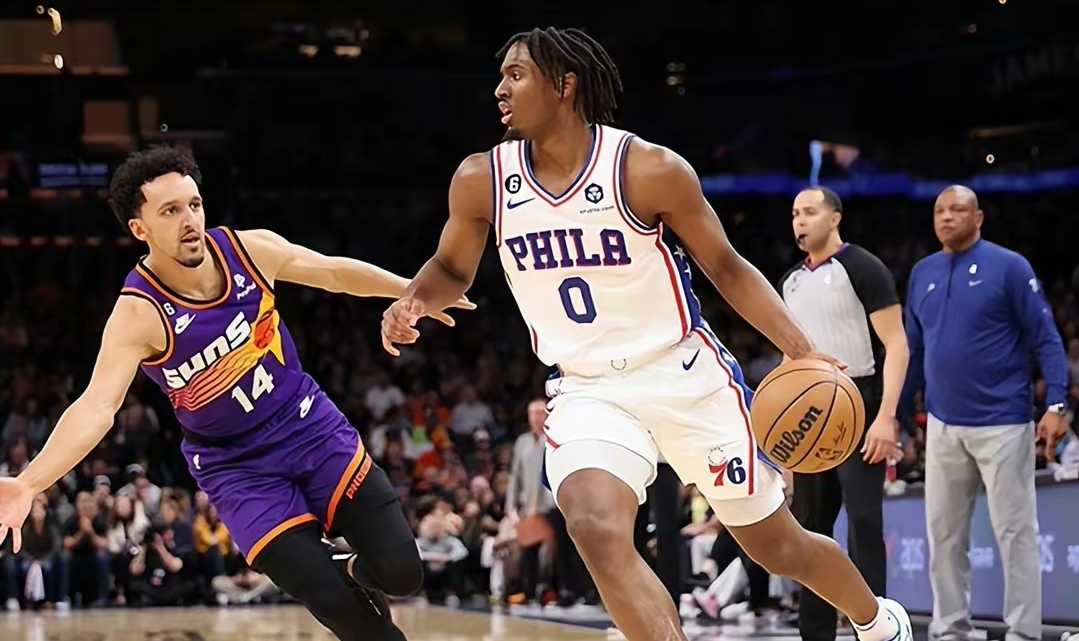 开云中国-费城76人集结日再遭质疑国际比赛日尼斯备战欧联，媒体一致点评：拉齐奥窗口期完成体检