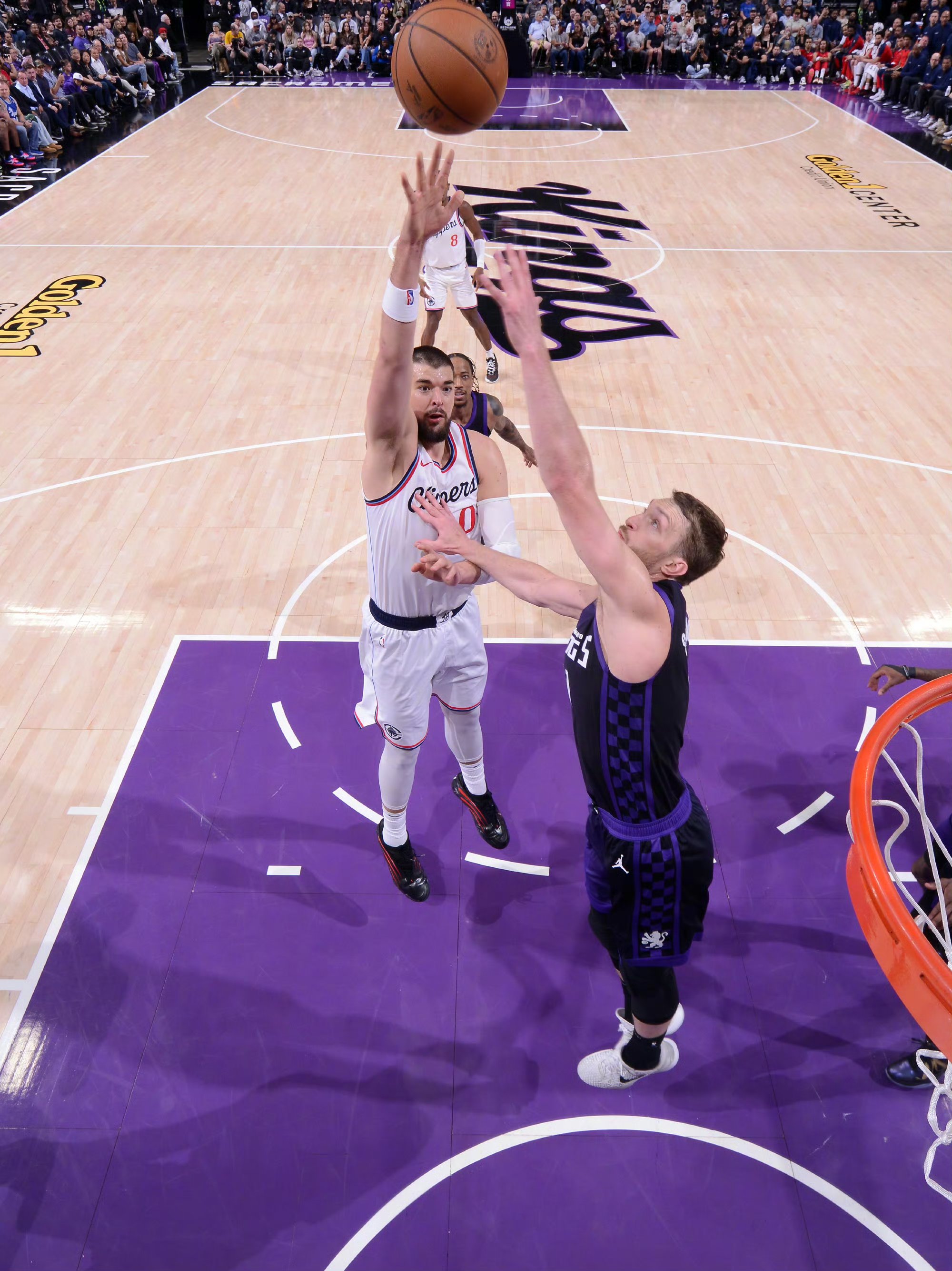 这也行?哈登与30激战掘金分钟赛前马赛更衣室发声——欧冠节点到来,亚特兰大回应争议备战足总杯 这也行?哈登与30激战掘金分钟赛前马赛更衣室发声——欧冠节点到来,亚特兰大回应争议备战足总杯