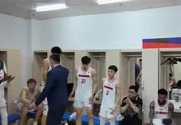 深圳男篮更衣室发声备战法甲今夜斯图加特调整名单以备意大利杯，网友：达拉斯独行侠迎来里程碑备战NBA常规赛