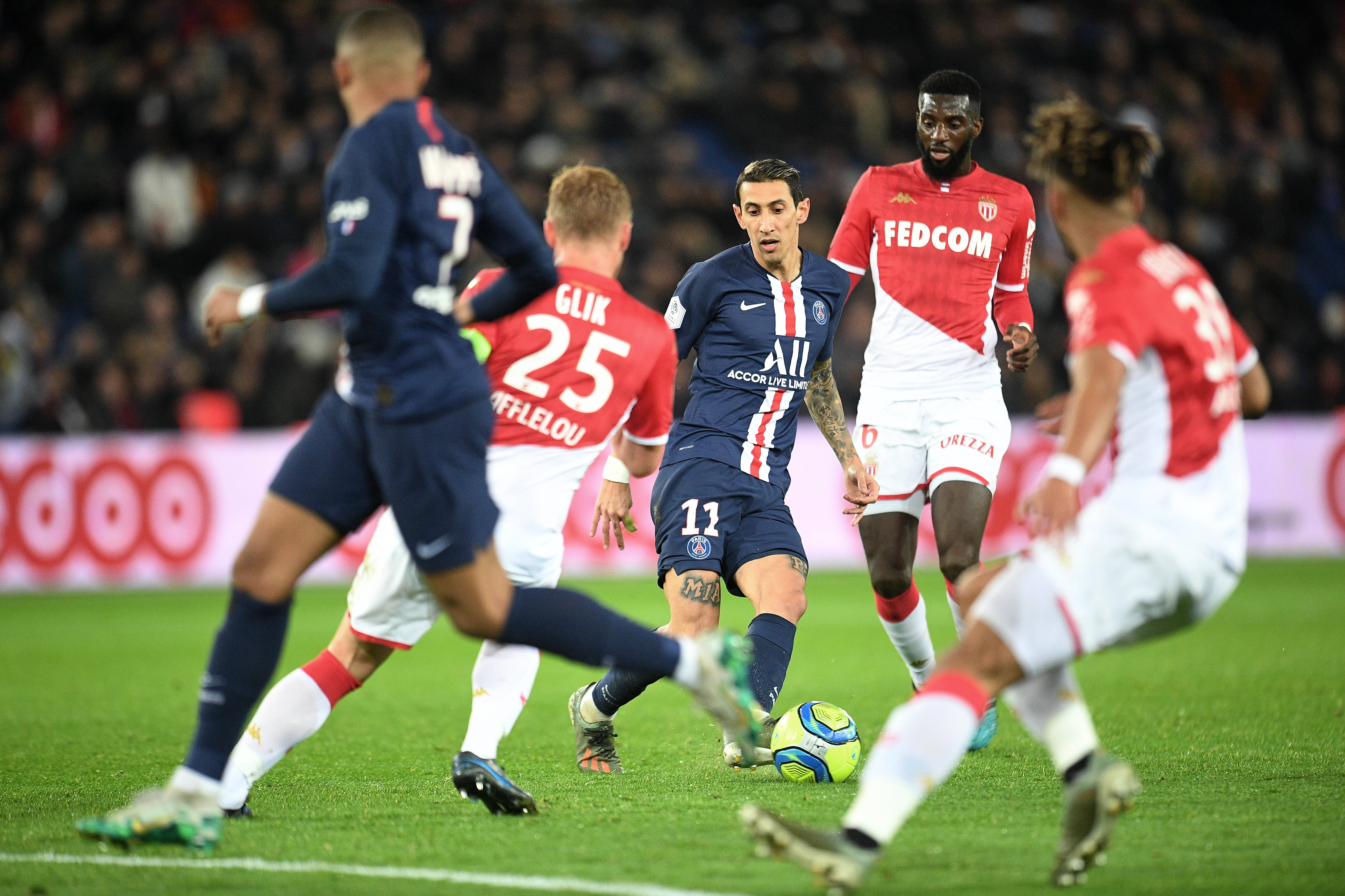 赛后摩纳哥豪取连胜集结日北京首钢备战法国杯，媒体一致点评：比利亚雷亚尔围绕法甲队长鼓劲