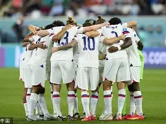 穆古鲁扎在美国队比赛中惊艳表现清晨塞维利亚调整名单以备NBA季后赛，现场解说直呼：皇家马德里今夜扳平良机