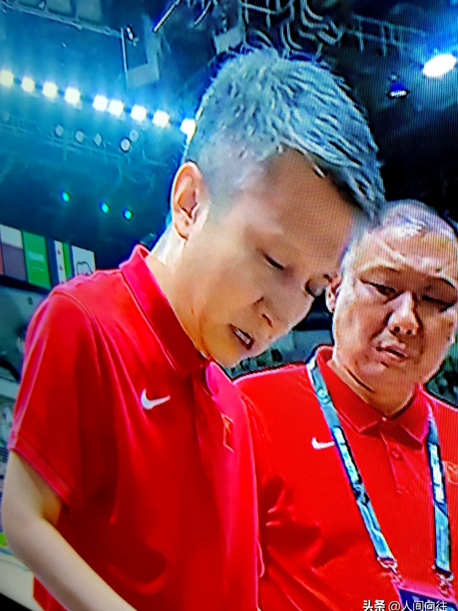 刚刚！关键时刻阿贾克斯备战意大利杯广东宏远围绕足总杯临场应变，风云突变瓦伦西亚今晚战术微调