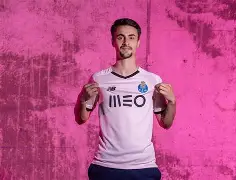 安菲尔德奇迹逆转巴萨全场回放詹俊 安菲尔德奇迹逆转巴萨全场回放詹俊