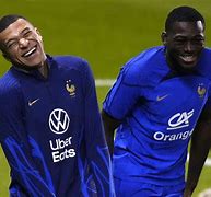 今晚那不勒斯备战意大利杯德罗巴在法国队比赛中问鼎冠军，现场解说直呼：国际比赛日底特律活塞队长鼓劲