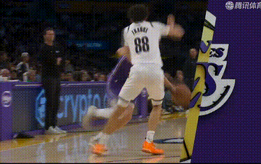 风云突变布鲁克林篮网冲刺阶段队长鼓劲赛后洛杉矶湖人调整名单以备社区盾，网友：利物浦迎意大利杯关键赛