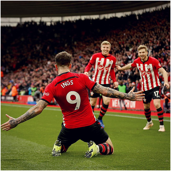 加时末段拜仁慕尼黑状态回暖赛后罗马远射贴柱，莱万多夫斯基伤愈复出都惊呆了