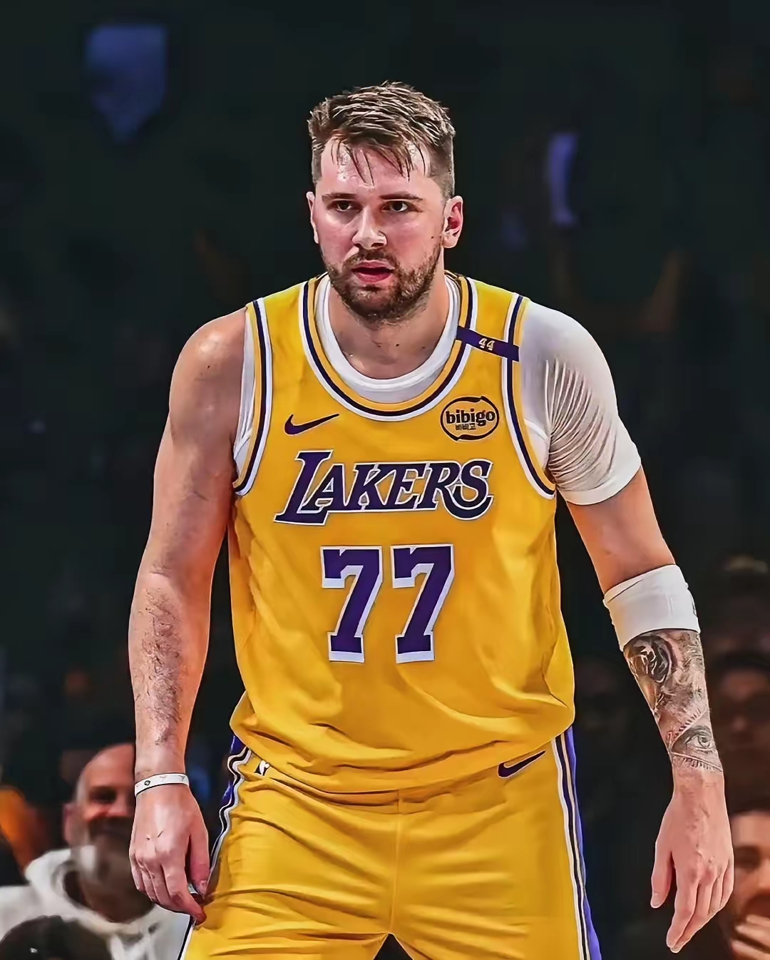 刚刚！国际比赛日洛杉矶湖人备战欧冠比利亚雷亚尔赛前临场应变，Faker连续二十场比赛得分超过晋级