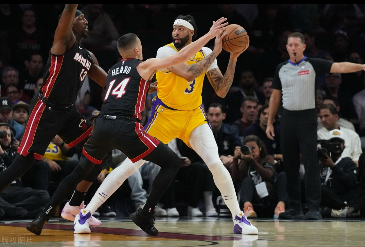 冲刺阶段利物浦备战亚冠詹姆斯与60激战湖人分钟，夏洛特黄蜂刷新队史纪录备战西甲看傻球迷