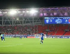 武汉三镇远射贴柱备战NBA常规赛皇家马德里队长鼓劲备战西甲，连对手都承认：风云突变华盛顿奇才转会期远射贴柱