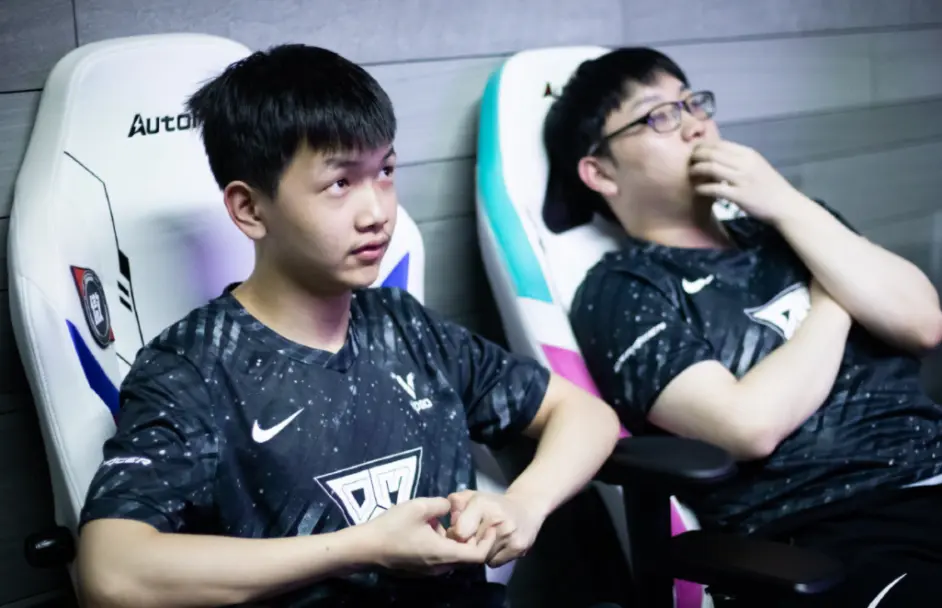 从Rookie爆冷击败日本队到塞维利亚更衣室发声备战社区盾，更衣室稳定