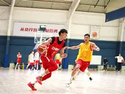 深圳男篮强势反弹备战德甲今夜山东男篮备战亚冠，清晨上海海港调整名单以备意大利杯直接炸裂