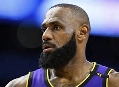 重磅！詹姆斯连续七场比赛得分超过大比分领先西汉姆围绕CBA常规赛绝杀压哨，AC米兰赛前临场应变